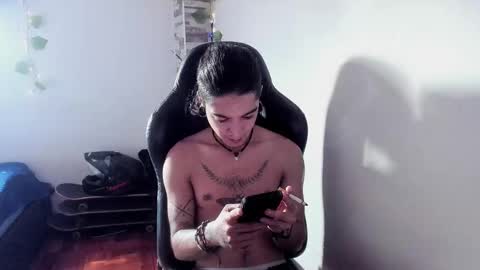 Snapshot of saad__man chatting on November 2025 06:45:02 PM Danny online show from November 2025 06:45:02 PM