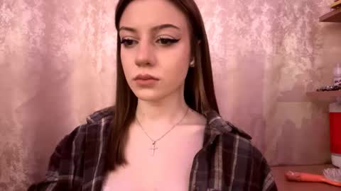 Snapshot of sabinakeeser chatting on December 2025 06:36:01 PM Mika online show from December 2025 06:36:01 PM