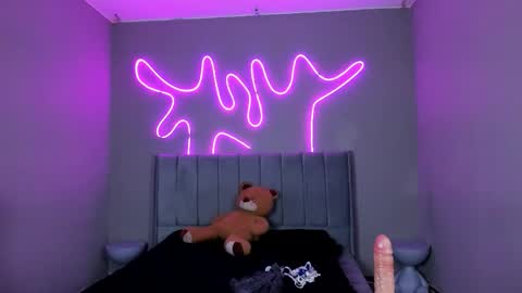 sabri   online show from September 2025 01:44:02 PM