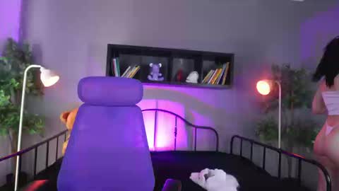 sabri   online show from September 2025 01:48:02 PM