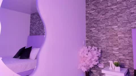 sabrina_f0xx online show from March 2026 06:13:01 PM