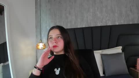 Sabrina Maria online show from March 2025 07:37:01 PM