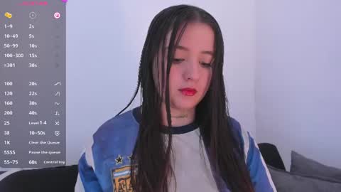 Snapshot of sabrina_lennox chatting on June 2026 06:34:01 PM Sabrina Maria online show from June 2026 06:34:01 PM