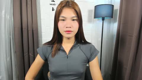 Nadine online show from January 2025 05:23:01 AM