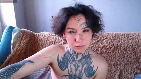 Lilith Solar online show from April 2026 05:43:01 AM