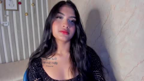 Snapshot of sabrinahims_ chatting on December 2024 09:23:02 PM mariana online show from December 2024 09:23:02 PM