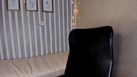 Snapshot of sabrinahims_ chatting on February 2025 02:24:02 AM mariana online show from February 2025 02:24:02 AM