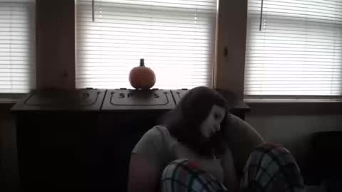 Sabrina online show from October 2025 01:01:01 PM