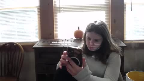 Sabrina online show from October 2025 03:58:01 PM