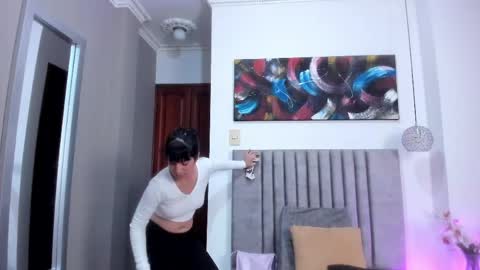 Sabrina Warren online show from May 2026 12:49:01 AM