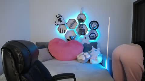 Snapshot of sabrinviolet chatting on March 2025 09:13:01 AM Sabrina Violet online show from March 2025 09:13:01 AM