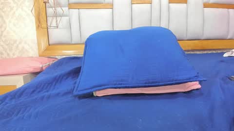 Sacha Malala  online show from February 2025 01:38:01 AM