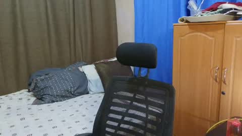 Sachu01 online show from May 2026 10:42:01 AM