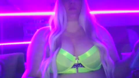 Snapshot of saddybaddie chatting on January 2025 05:41:01 AM saddybaddie online show from January 2025 05:41:01 AM