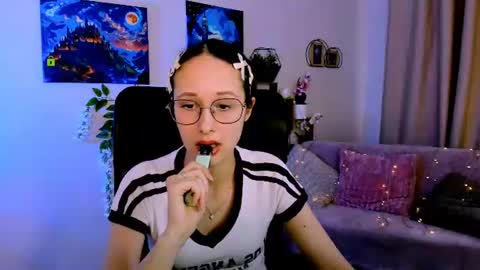 Snapshot of sadie_peach chatting on July 2026 08:38:02 AM your best girl online show from July 2026 08:38:02 AM