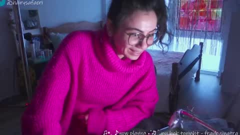 Snapshot of safaeri chatting on January 2025 09:09:02 PM Safa online show from January 2025 09:09:02 PM