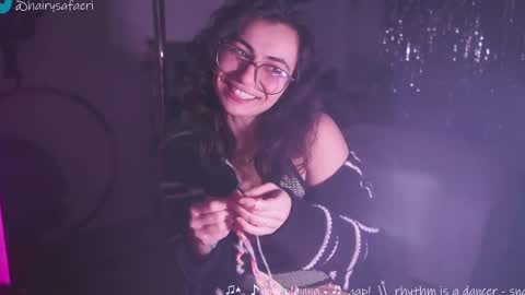 Snapshot of safaeri chatting on January 2025 10:37:01 PM Safa online show from January 2025 10:37:01 PM