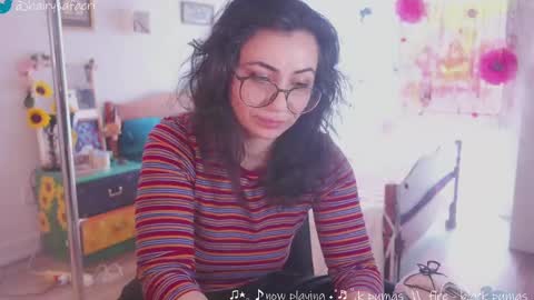 Snapshot of safaeri chatting on February 2025 04:25:02 PM Safa online show from February 2025 04:25:02 PM