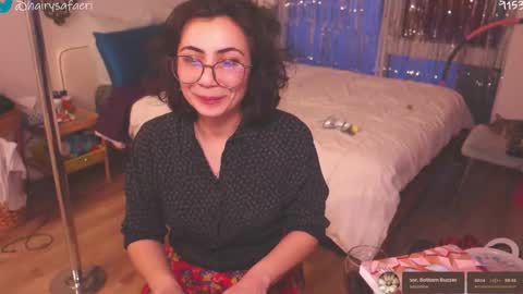 Snapshot of safaeri chatting on February 2026 10:37:01 PM Safa online show from February 2026 10:37:01 PM