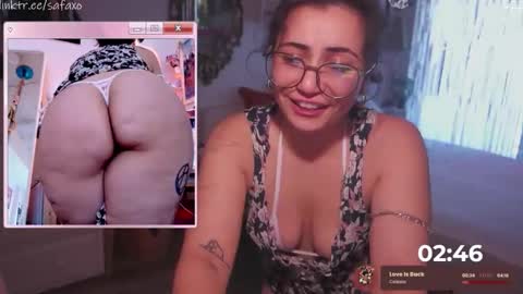 Snapshot of safaeri chatting on April 2026 09:35:01 PM Safa online show from April 2026 09:35:01 PM