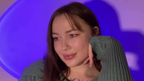 Snapshot of safeconversation chatting on April 2026 04:07:02 PM Sasha online show from April 2026 04:07:02 PM