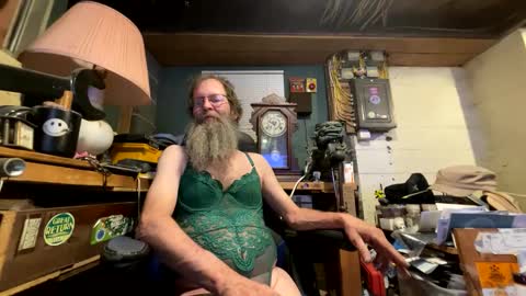 safety_fist online show from January 2025 10:17:01 AM