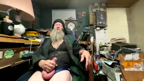 safety_fist online show from February 2025 04:31:01 AM