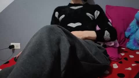 Snapshot of safiro_queen chatting on March 2026 12:05:03 PM Safiro Queen online show from March 2026 12:05:03 PM