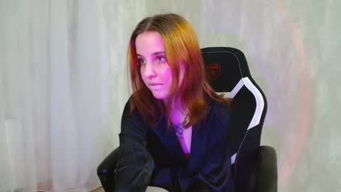 Snapshot of sahaaaayd chatting on December 2025 09:54:02 PM Medison online show from December 2025 09:54:02 PM