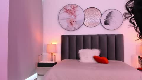 Snapshot of saharagarcia chatting on September 2025 07:02:02 PM Sahara Garcia online show from September 2025 07:02:02 PM