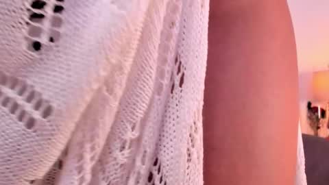 Snapshot of saharagarcia chatting on October 2025 07:43:01 PM Sahara Garcia online show from October 2025 07:43:01 PM