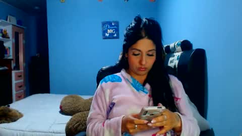 Karina online show from May 2026 01:23:01 AM