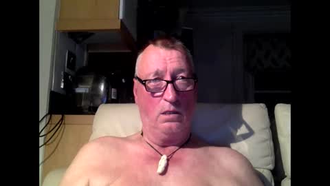 Snapshot of sail_naked chatting on October 2025 07:01:02 PM sail_naked online show from October 2025 07:01:02 PM