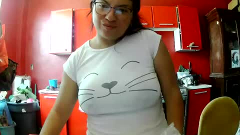 Snapshot of sailor_ruby7 chatting on April 2026 07:22:01 PM ruby chocoholic cakeholic coffeeholic cookieholic online show from April 2026 07:22:01 PM