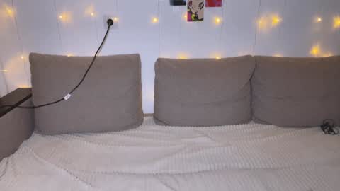 Sofia online show from January 2025 03:40:02 PM