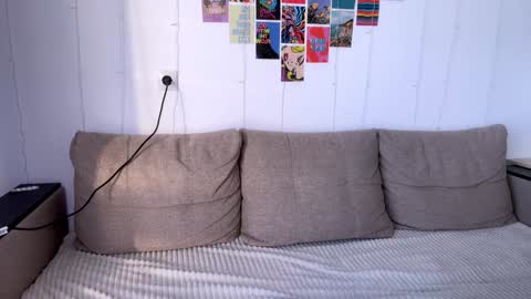 Sofia online show from February 2025 12:39:01 PM