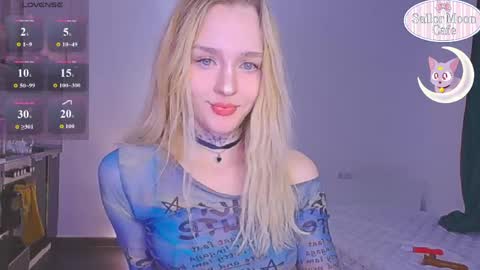 Sofia online show from April 2026 09:28:02 PM