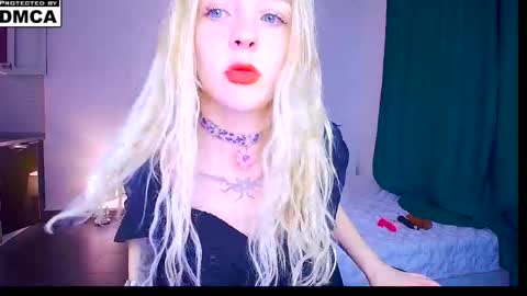 Sofia online show from May 2026 01:00:01 AM