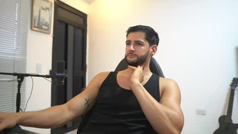 saimon  online show from May 2026 10:28:02 PM