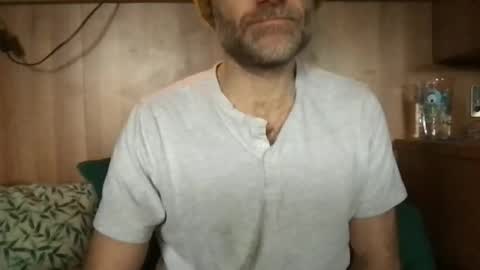 Snapshot of saint009 chatting on February 2026 01:39:01 PM saint009 online show from February 2026 01:39:01 PM