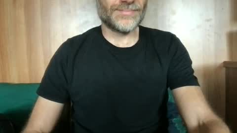 saint009 online show from June 2026 10:47:02 AM