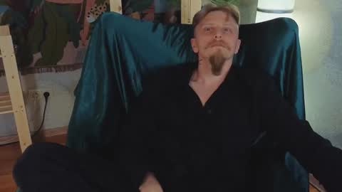 saint__vicious online show from March 2025 08:09:02 PM