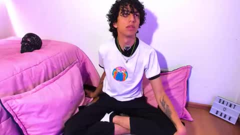 Snapshot of saint_dark chatting on November 2025 03:38:02 PM saint_dark online show from November 2025 03:38:02 PM