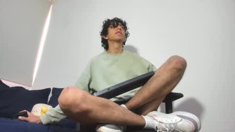 Snapshot of saint_dark chatting on December 2025 01:17:04 PM saint_dark online show from December 2025 01:17:04 PM