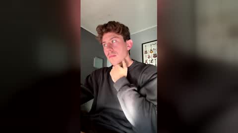 saint_nott online show from May 2026 07:22:01 PM