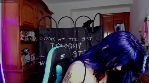    online show from April 2026 07:14:01 AM