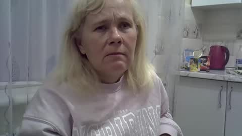 sakura_blonde online show from December 2024 11:18:01 PM