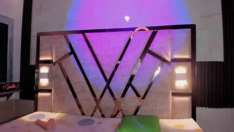 salem_rosee online show from May 2026 02:30:01 AM