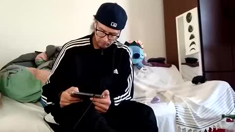 salis1981 online show from February 2025 06:24:01 PM