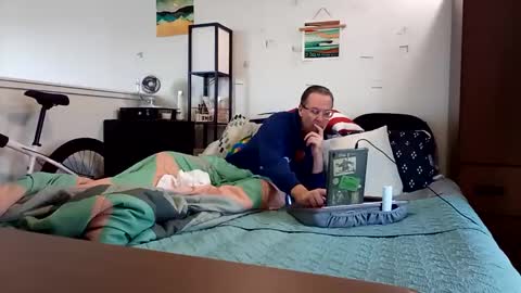 salis1981 online show from December 2025 07:08:02 PM